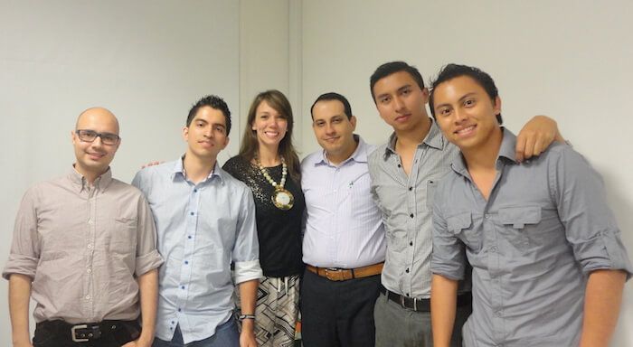 GoCarga team with Apps.co mentors at Universidad ICESI